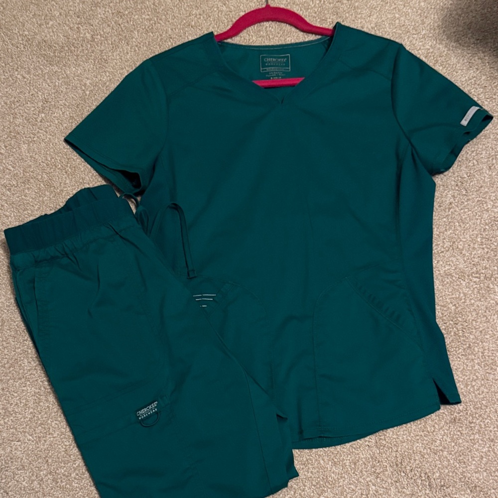 Cherokee Green Scrub Set